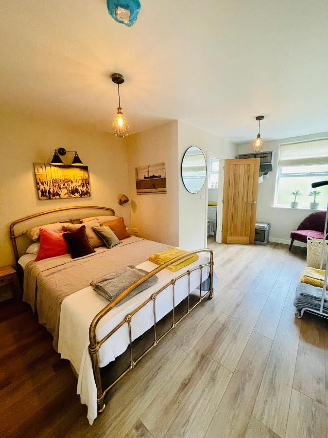 The Art Attic A Stylish Boutique Apartment Білт-Веллс Екстер'єр фото